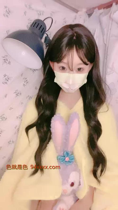 我操美女老师视频的相关介绍
