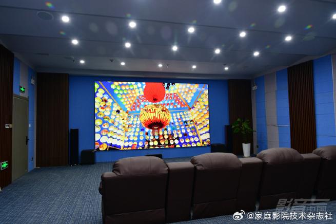 女人的逼免费的相关介绍