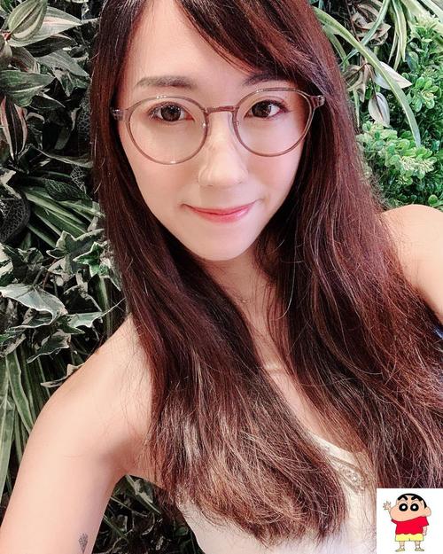 18岁禁止进入在线观看的相关介绍