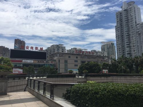 欧美成人剧情在线的相关介绍