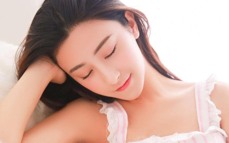 狂操美女老师视频的相关介绍