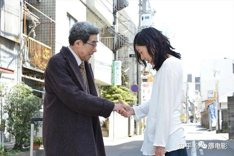 隔壁新搬来的女邻居av的相关介绍