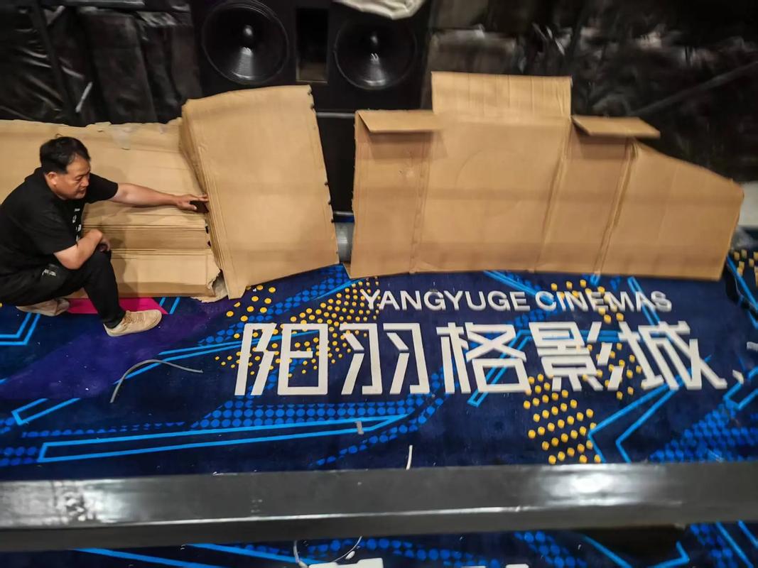 欧美图片第一页久久的相关介绍