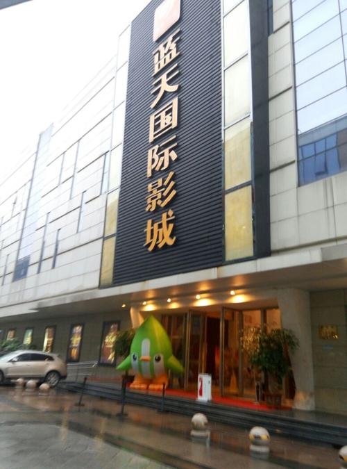 少妇的秘密av的相关介绍