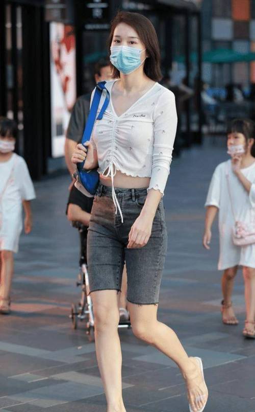新视觉影院手机版的相关介绍