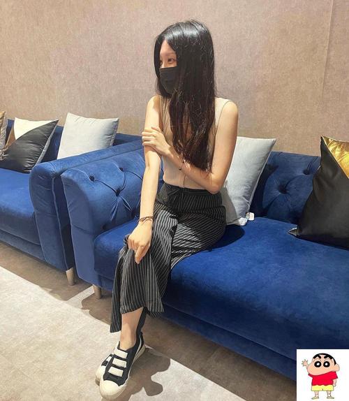 诱人女秘书的相关介绍