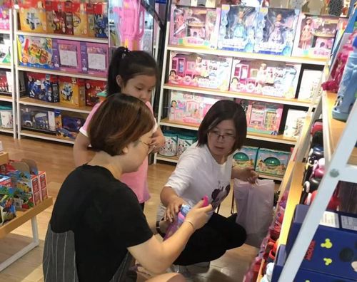 亚洲人妻少妇av的相关介绍