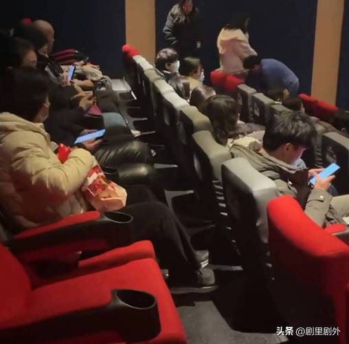 男女大尺度车震的相关介绍