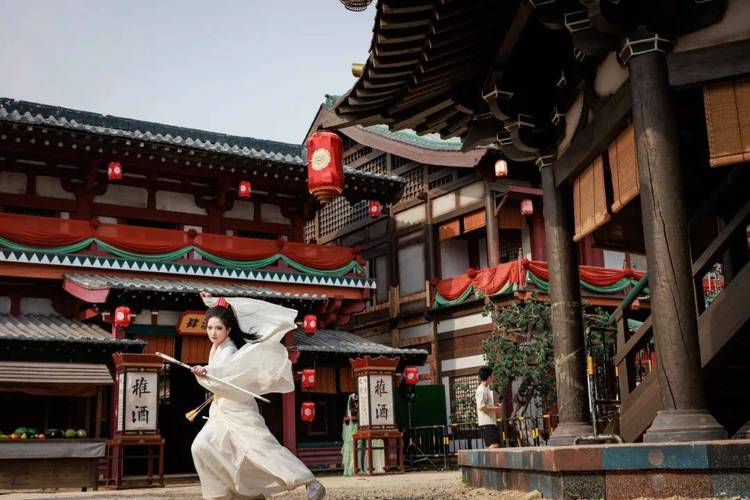 老湿影院视频存在线观看的相关介绍