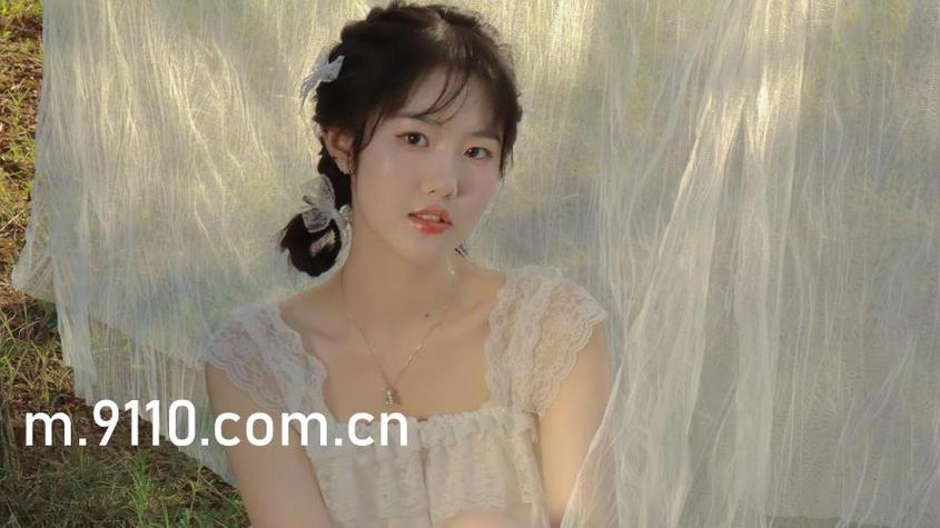 原创中文少妇av的相关介绍