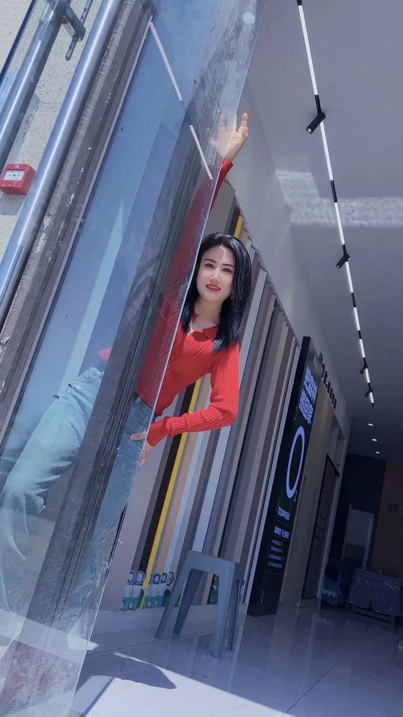 欧美在线人妻少妇的相关介绍